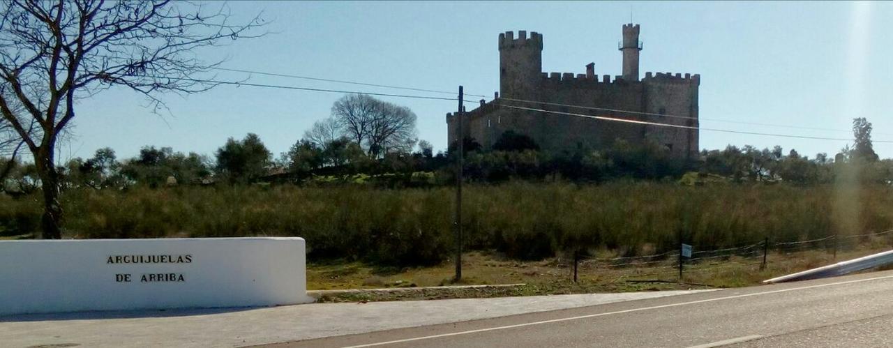 Casa Rural Castillo De Caces Εξωτερικό φωτογραφία